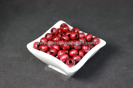 YUVARLAK TAHTA BONCUK 8MM YUVARLAK GENİŞ DELİK Bordo